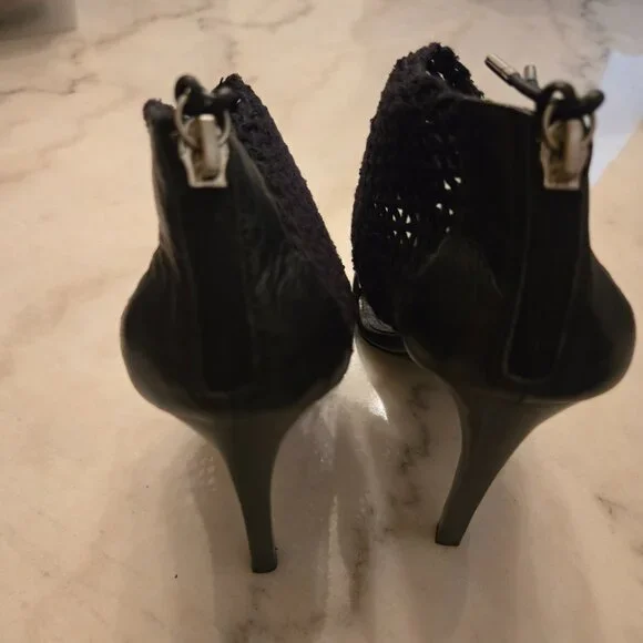 L.A.M.B. by Gwen Stefani Black Woven Mesh Heels with Back Zip - Picture 8 of 8